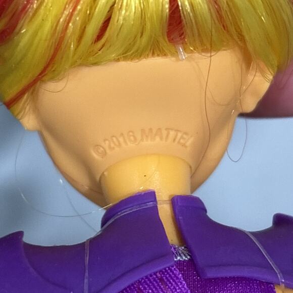 Mattel DC Super Hero Girls Teen Titans Intergalactic Gala Starfire Action Doll - Picture 7 of 9